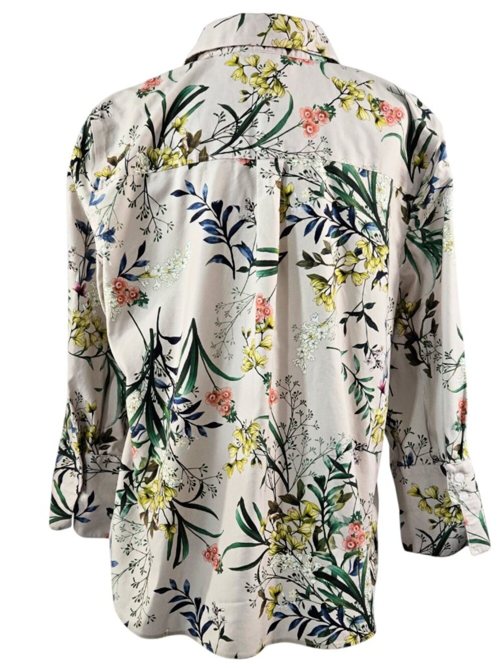 Chico's No Iron Tan Floral Blooming Wildflower Button-Up Shirt Botannical - Picture 2 of 9